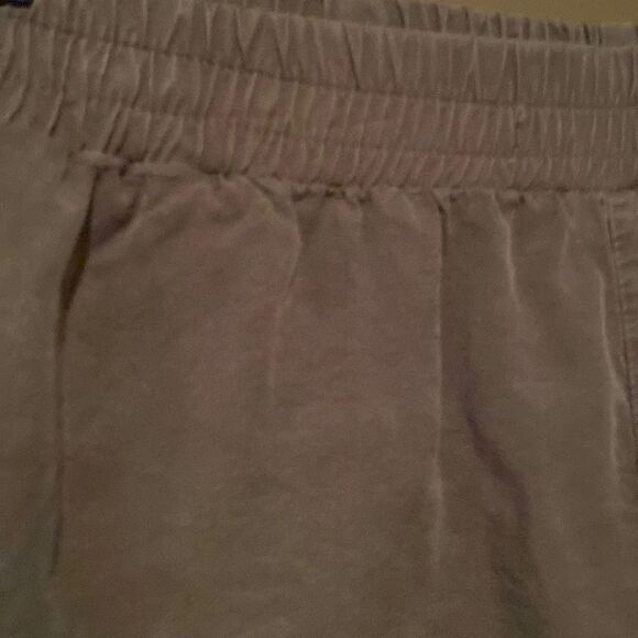 Love Tree Olive Green Shorts Size Large Running Athletic Casual Elastic Waist - Picture 1 of 12